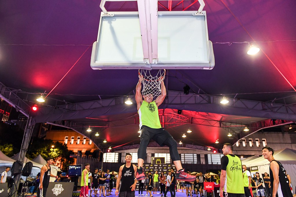 多米彩票-球球大作战视频大逃杀